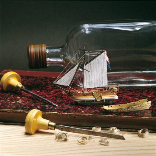 Kit de barco Yate holandés (GOLDEN YACHT) - Barco en botella 1: 300 AMATI 1350