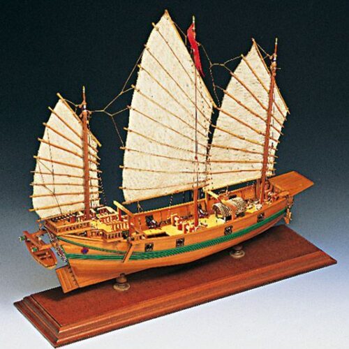 Kit de barco Giunca pirata chino 1: 100